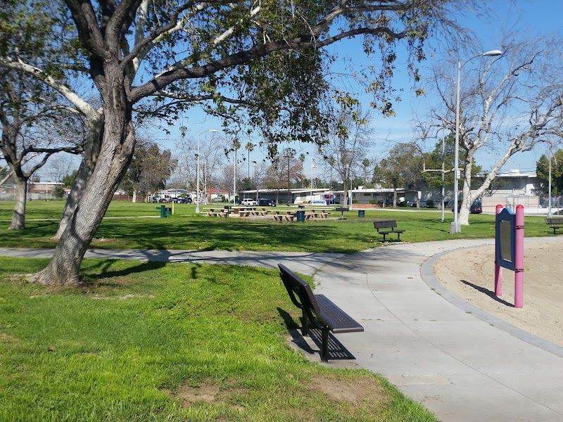 Victoria Community Regional Park tennis courts