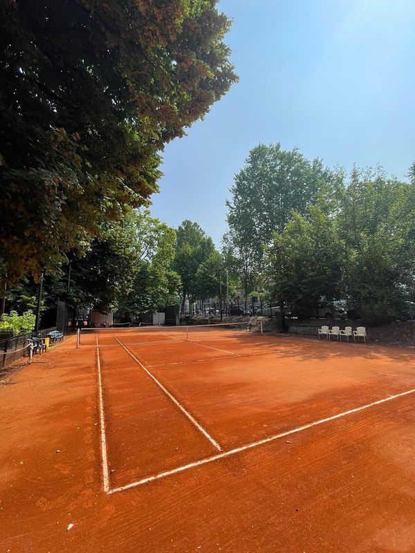 Esperia Tennis Academy tennis courts