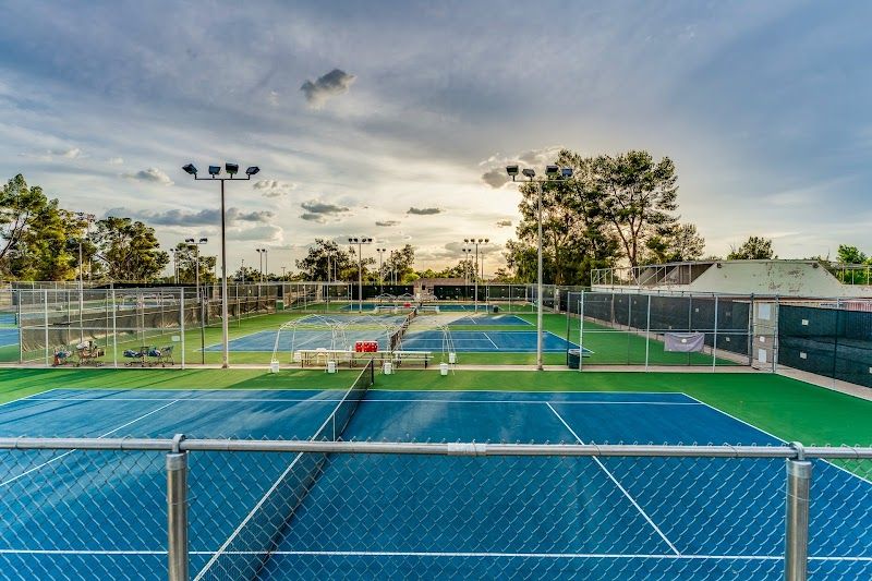 Fort Lowell Park Tennis Center tennis courts