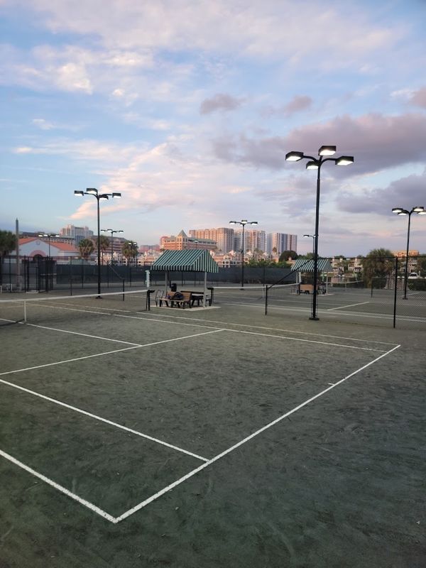 Sandra W Freedman Tennis Complex tennis courts