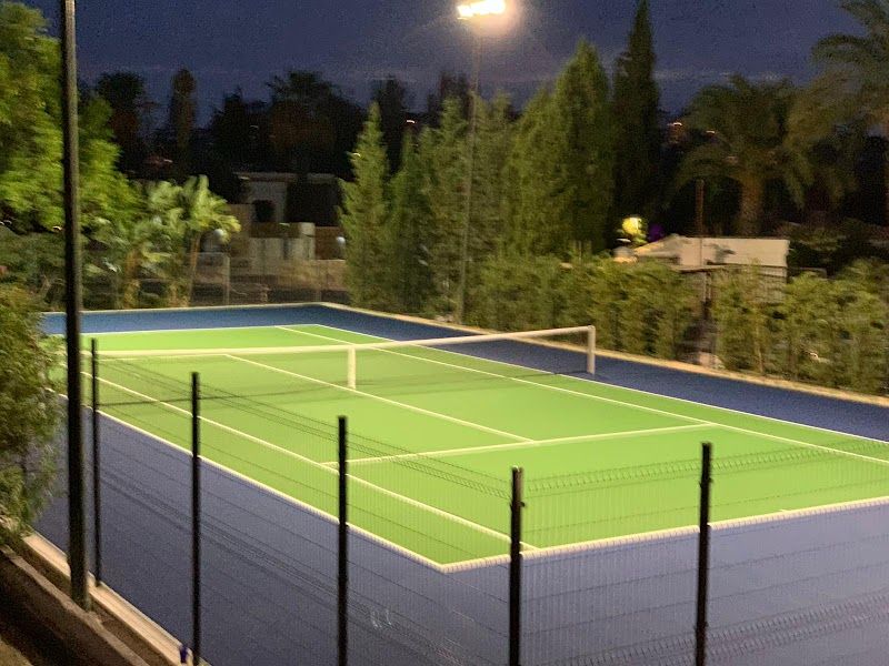 Aloha Tennis Club tennis courts