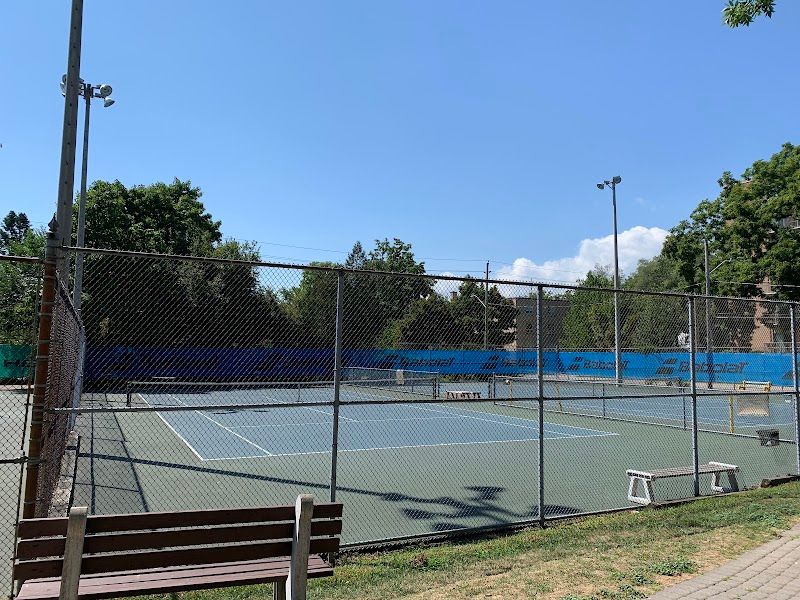 Wallace Park Tennis Club tennis courts