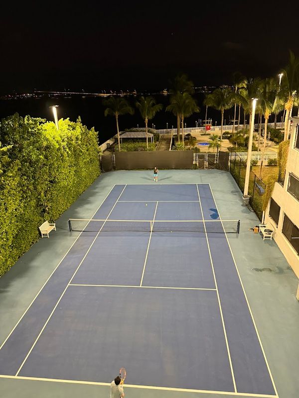 Tennis School Miami LLC tennis courts