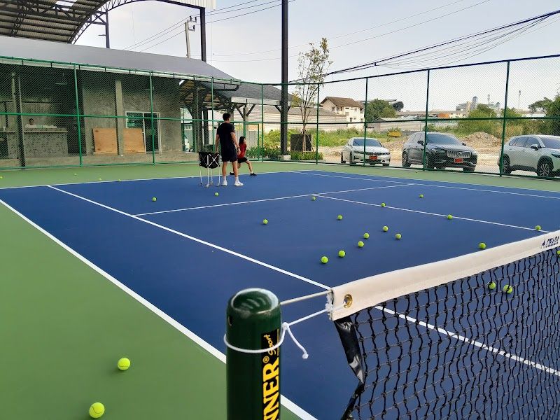 Bearing 68 Tennis tennis courts