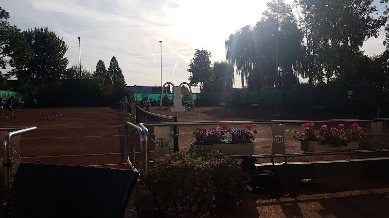 Tennisvereniging Numansdorp tennis courts