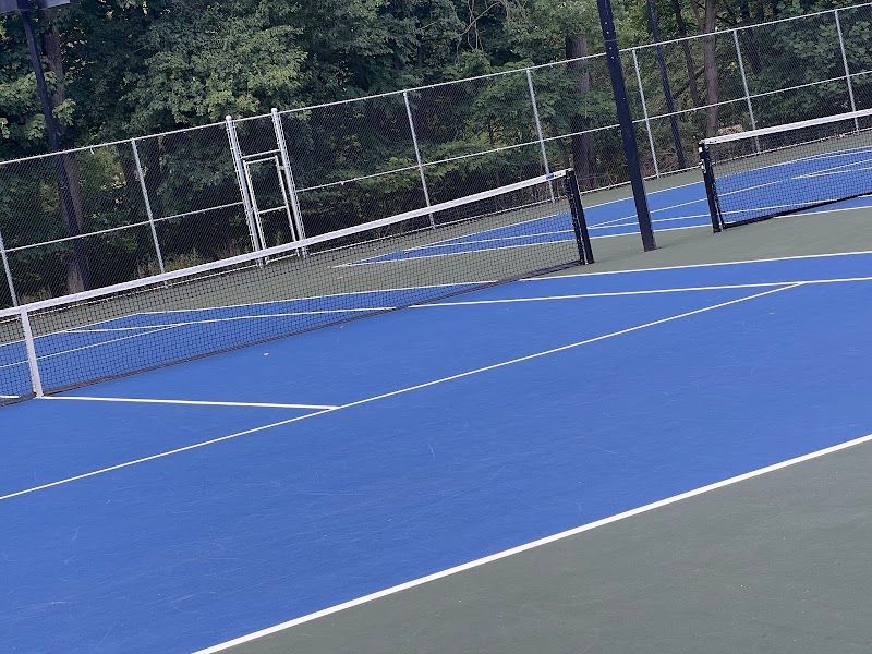 Franklin Lakes Tennis Courts tennis courts
