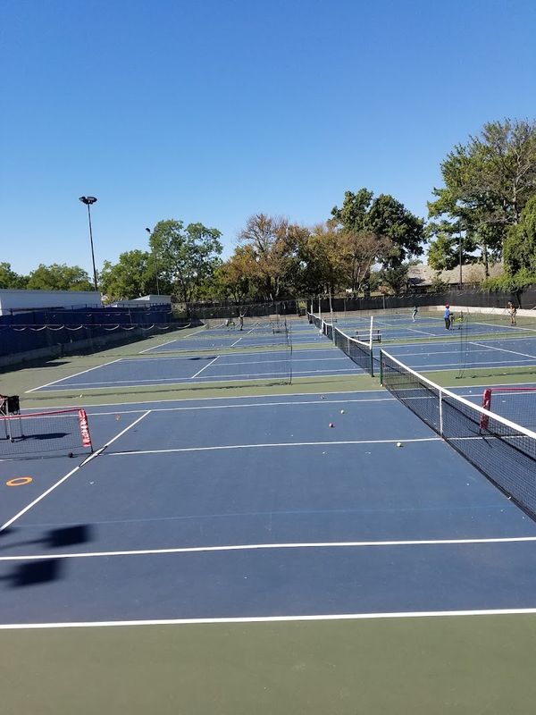 Cunningham Tennis tennis courts