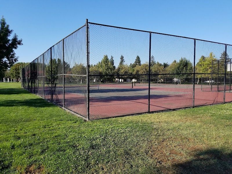 Nelson Park tennis courts