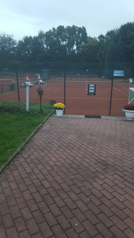 Tennis club Sölderholz 76 e.V. tennis courts