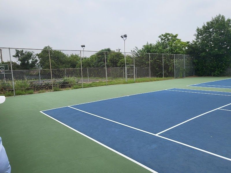 Colonies House Pool, Tennis Club & Banquet Hall tennis courts