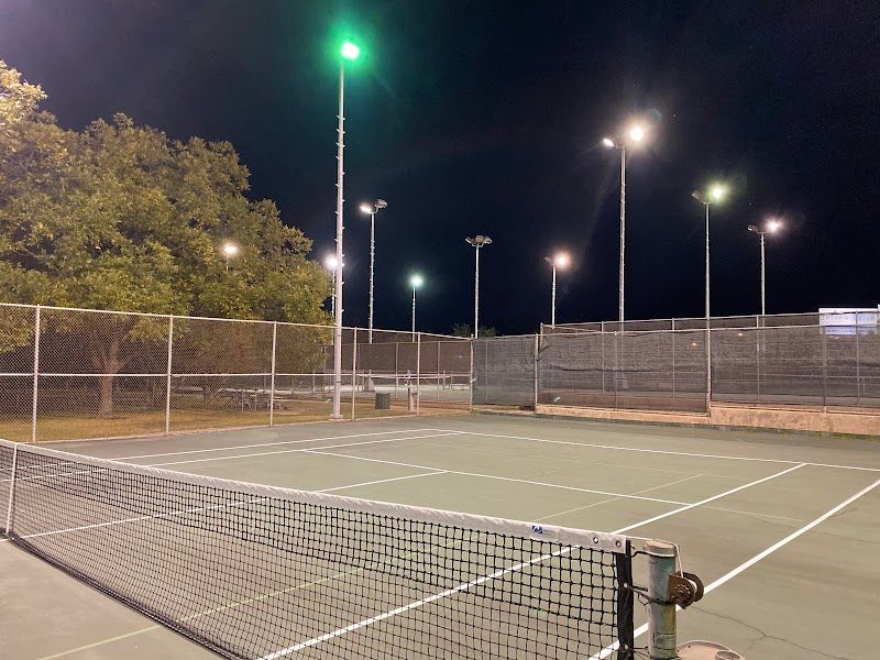 Burnett "Blondie" Pharr Tennis Center tennis courts