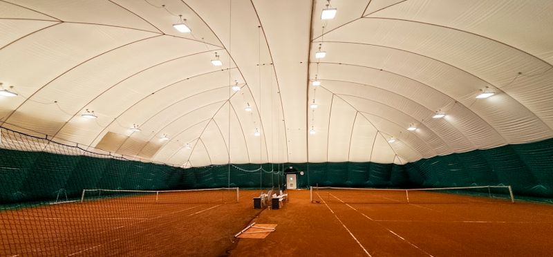 Tennis Traglufthalle Grün Gold München tennis courts