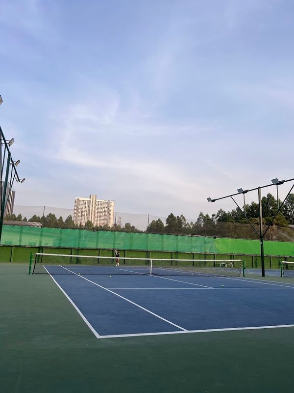 Siripot Tennis Court 2 tennis courts