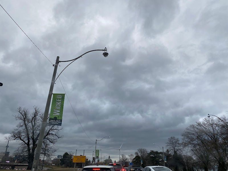 Lake Shore Blvd W Tennis Court tennis courts