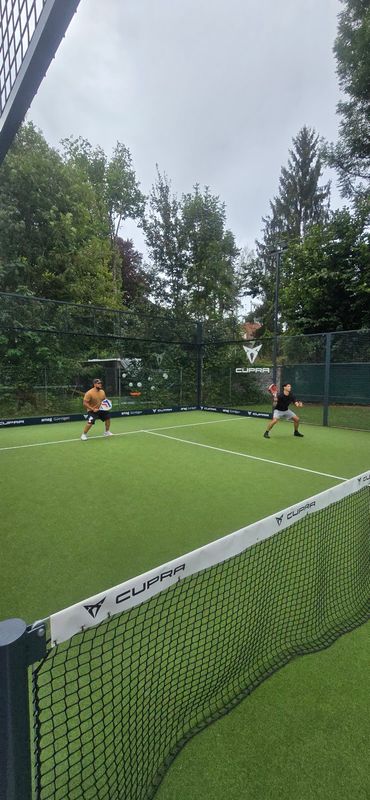 Tennisclub Rotweiss tennis courts