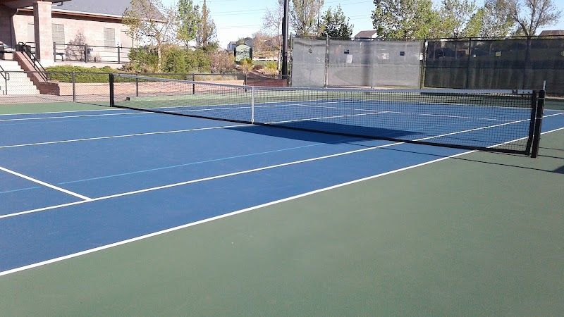 Lebsack Tennis Center tennis courts