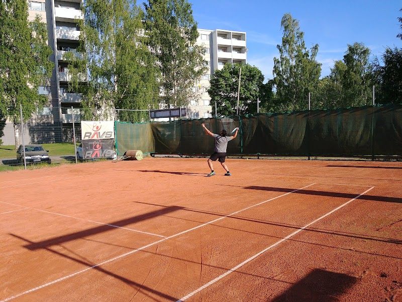 Rauman Tenniskeskus Oy tennis courts